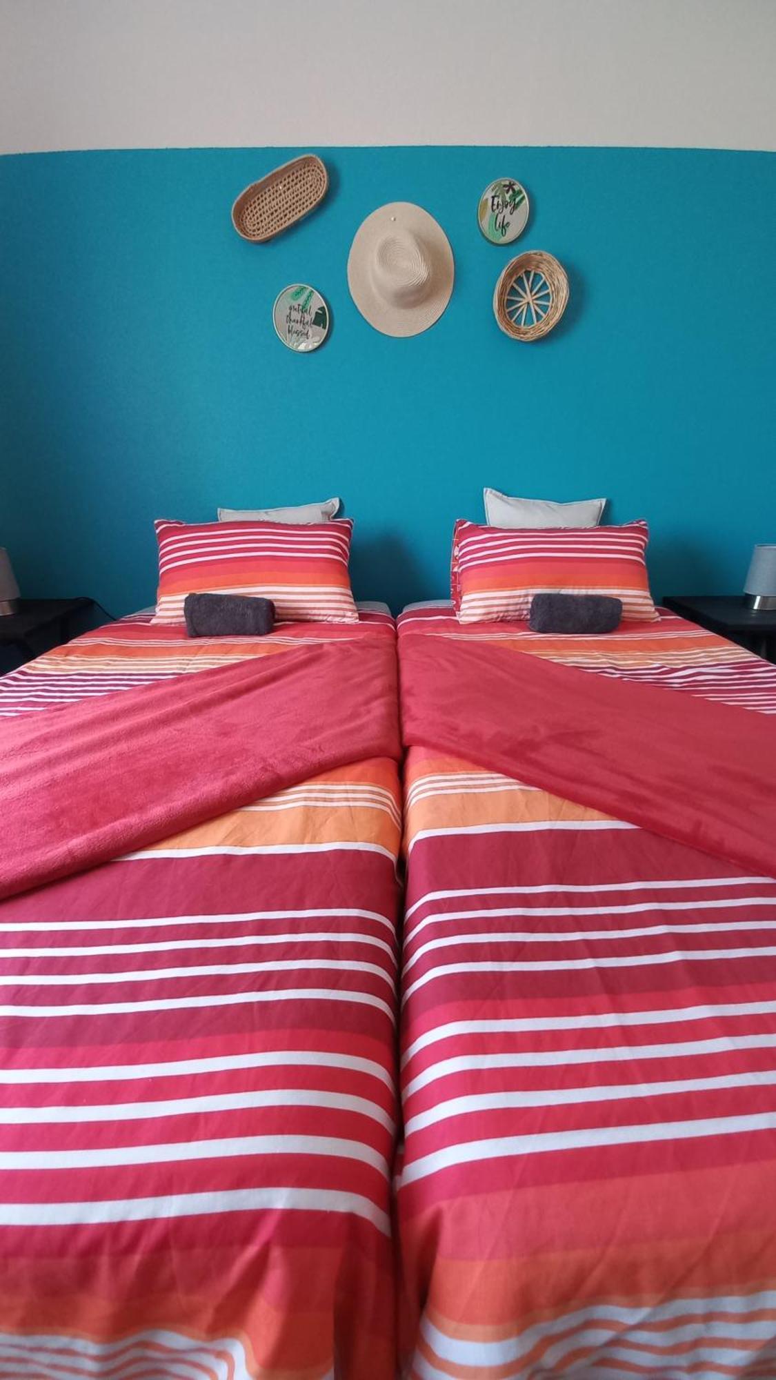 Huisie Langs Die See Swakopmund Bilik gambar